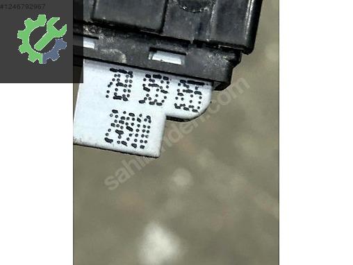 7H5959539 7E0959855 TRANSPORTER CARAVELLA SAĞ CAM DÜĞMESİ