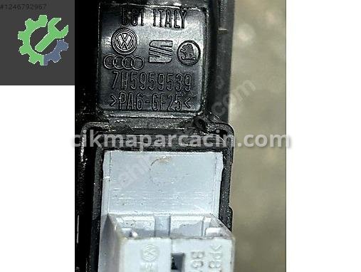 Volkswagen Transporter Cam Düğmesi 7H5959539 çıkma parça