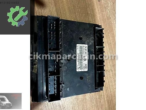 Volkswagen Transporter Beyin 7HO937049P çıkma parça