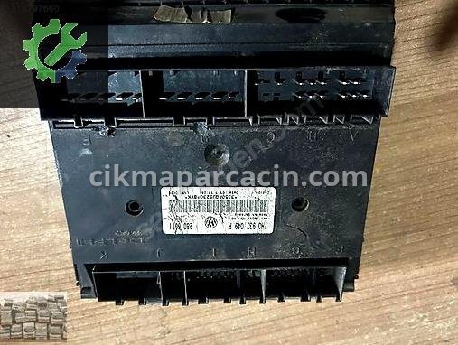Volkswagen Transporter Beyin 7HO937049P çıkma parça