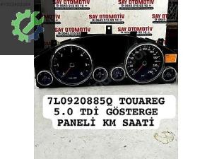7L0920885Q TOUAREG 5.0 TDİ GÖSTERGE PANELİ KM SAATİ
