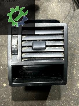 7E0819203 TRANSPORTER KALORİFER IZGARASI SAĞ SOL KLİMA MENFEZİ