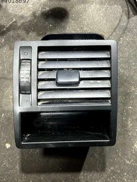 Volkswagen Transporter Kalorifer Izgarası 7E0819203 çıkma parça
