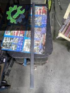 7H0847745 Transporter T5 sol sürgülü kapı cam plastiği orijinal
