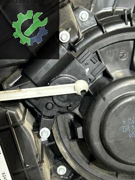 7H5819004H CARAVELLA MULTİVAN ARKA KALORİFER KAZANI MOTORU