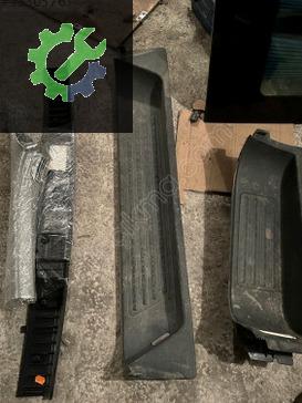 7H5863735G 7H5863736M CARAVELLA SAĞ SOL ORTA BASAMAK PLASTİK