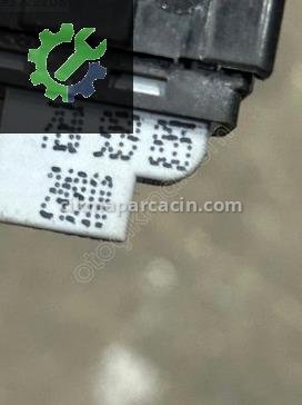 Volkswagen Transporter Cam Düğmesi 7H5959539 çıkma parça
