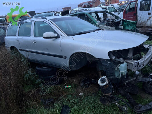 Volvo V70 Torpido çıkma parça