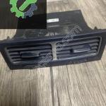 7P6819203A Volkswagen touareg orta kalorifer ızgarası