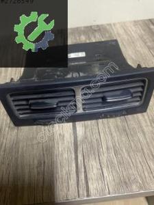 7P6819203A Volkswagen touareg orta kalorifer ızgarası