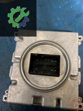 7PP-941-572-AA/ 7PP-941-572A FAR BEYNİ VOLKSWAGEN PASSAT