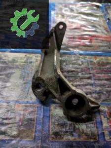 8200044922 Clio 2 Kangoo 2 kalorifer musluğu tutucu braketi