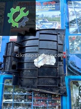 Renault Megane Orta Konsol 8200145319 çıkma parça