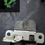 827605BVolkswagen Polo4 0 4/0 9 model bagaj üst kilidi çıkma