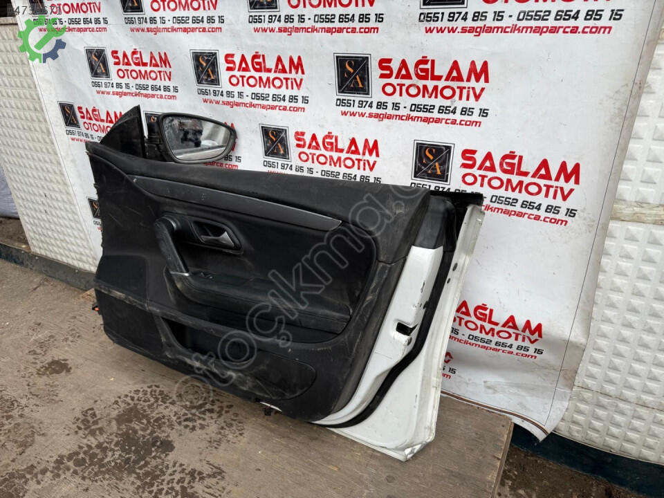 Volkswagen VW CC Sağ Ön Kapı çıkma parça