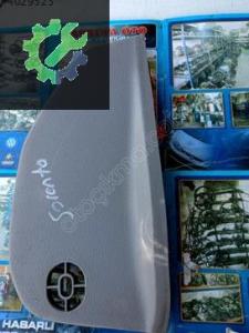 847303E000 Kia Sorento 02/10 göğüslük sol yan kapağı