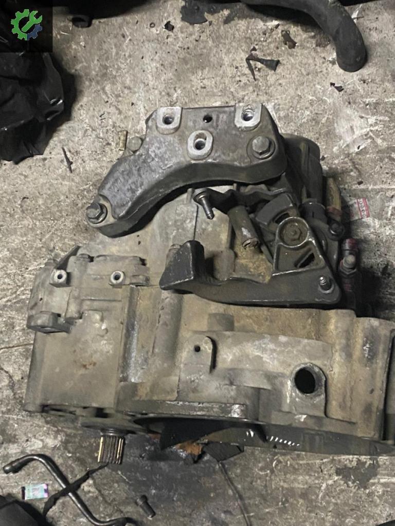 Seat Toledo Manuel Şanzıman Çıkma Parça