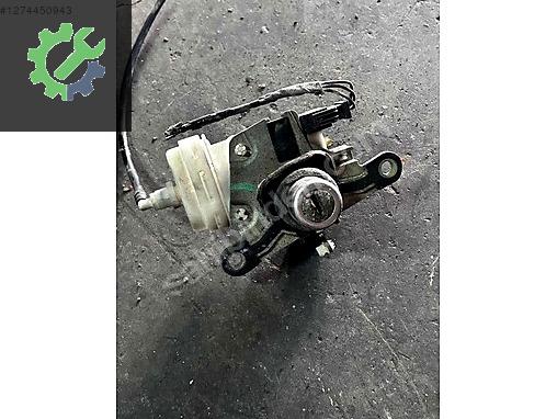 8D0862065 AUDİ A4 B5 KASA BAGAJ KİLİDİ HAVALI MERKEZİ KİLİT