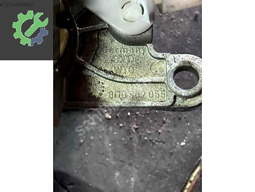8D0862065 AUDİ A4 B5 KASA BAGAJ KİLİDİ HAVALI MERKEZİ KİLİT