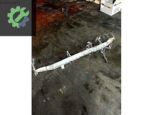 8D1857025LL AUDİ A4 B5 TORPİDO GÖĞÜS SAÇI BRAKETİ
