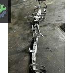 8D1857025LL AUDİ A4 B5 TORPİDO GÖĞÜS SAÇI BRAKETİ