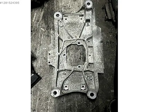 Audi A4 Şanzıman Kulağı 8K0399263BH çıkma parça