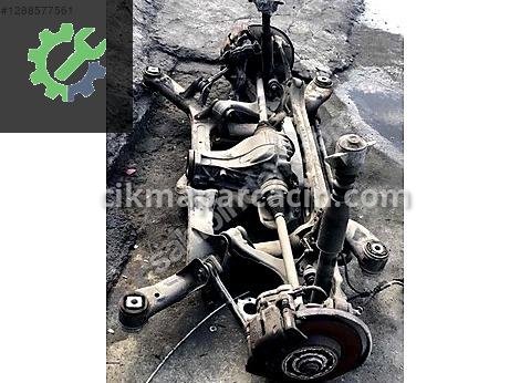 Audi Q5 Arka Dingil çıkma parça