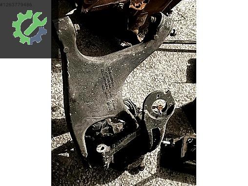 8R0505311F PORSCHE MACAN AUDİ Q5 AUDİ A7 SOL ARKA TAPLA SALINCAK