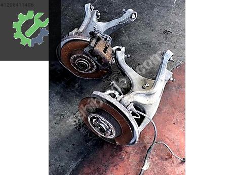 8R0505431F 8R0505432F AUDİ A4 A5 A7 Q5 ARKA AKS PORYA TAŞIYICI