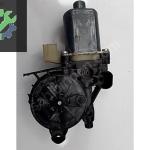 8W0959801 Audi A5 F5 Sol Ön Cam Motoru (2017/2020)