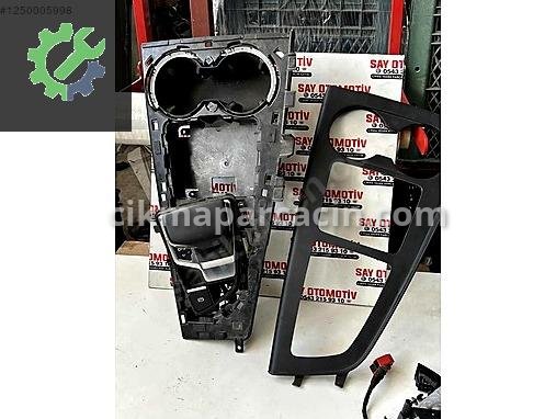 Audi A3 Orta Konsol 8W1874241A çıkma parça