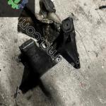 8D0199308F A4 ADR SAĞ MOTOR KULAĞI ÇIKMA ORJİNAL