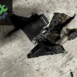 8D0199308L PASSAT ADR APU SAĞ MOTOR KULAĞI ORJİNAL ÇIKMA