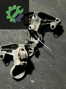 8E0199351 8E0199352F PASSAT AUDI MOTOR KULAĞI BAĞLANTI AYAĞI