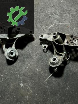 8E0199351 8E0199352F PASSAT AUDI MOTOR KULAĞI BAĞLANTI AYAĞI