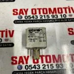 8E0951243 AUDİ A4 A6 A8 Q7 4 PiN RöLE