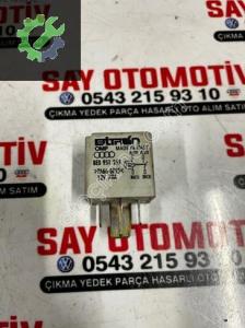 8E0951243 AUDİ A4 A6 A8 Q7 4 PiN RöLE