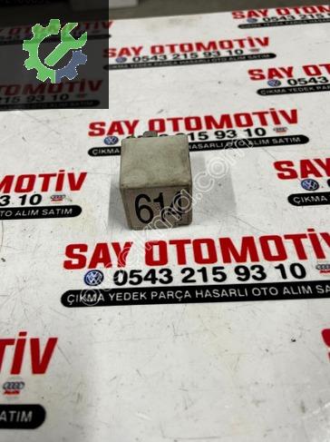 8E0951243 AUDİ A4 A6 A8 Q7 4 PiN RöLE