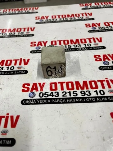 Audi A6 Röle 8E0951243 çıkma parça