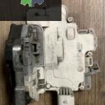 8K0839016 audi a4 sağ arka kapı kilidi
