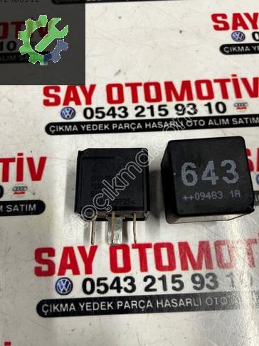 Audi A4 Röle çıkma parça