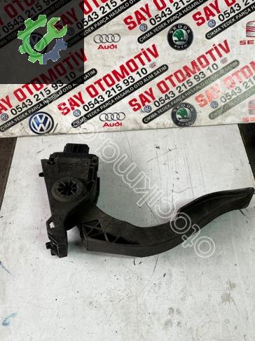 8K1723523A AUDİ Q5 GAZ PEDALI