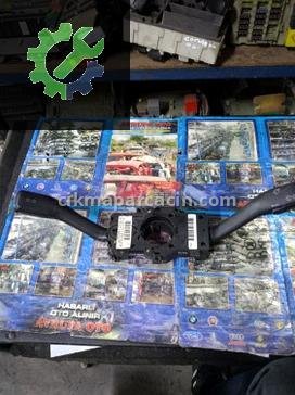 Volkswagen Bora Sinyal Kolu 8L0953513G çıkma parça