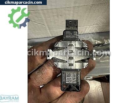 Volkswagen Golf Oto Cam çıkma parça
