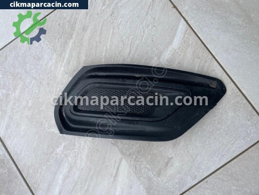 Ford Transit Sis Farı Çerçevesi çıkma parça