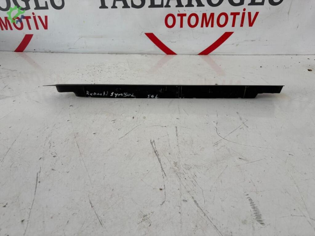 Renault Symbol Torpido çıkma parça