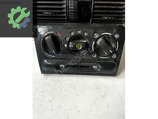 90386821LHD OPEL CORSA B ORTA KALORİFER IZGARASI HAVA MENFEZİ