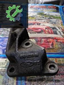92AB-6030-DA Escort 1.6/8 valf motor takozu bağlantı Braketi