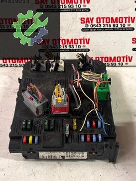 9655708380 BSİ-02-00 PEUGEOT 407 SW ST SİGORTA TAPLASİ KUTUSU