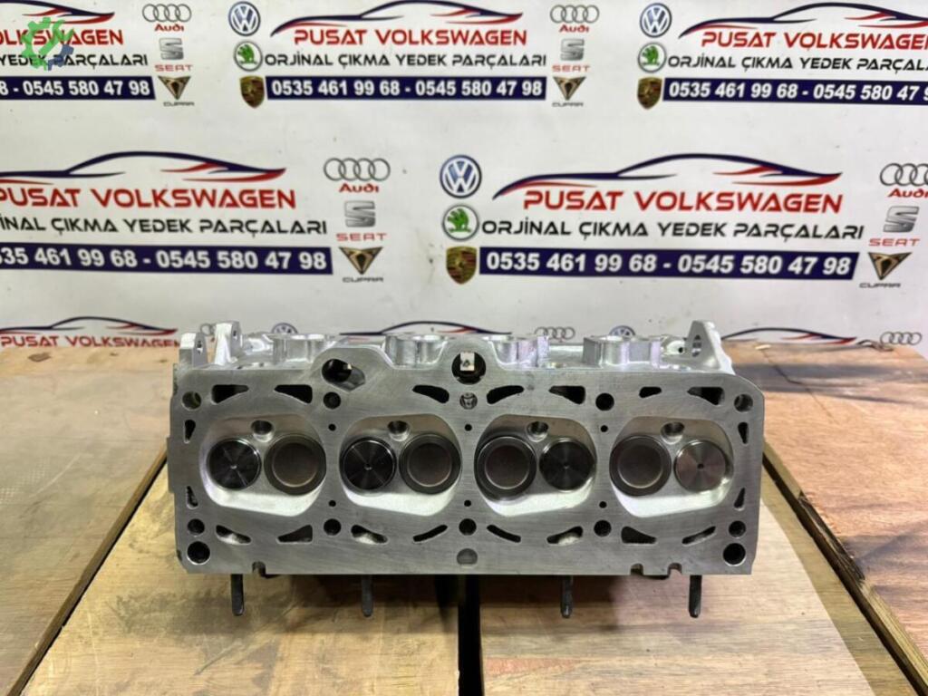 Volkswagen Golf Silindir Kapağı 06B103373T çıkma parça